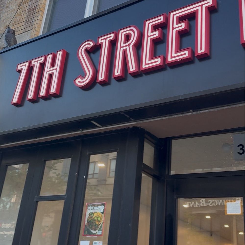7th Street Burger Astoria - Burgers Near Me - City, New York 7th Street Burger Astoria - Burgers Near Me - City, New York