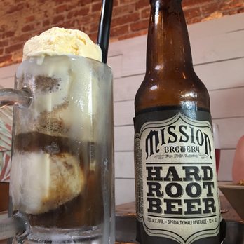 Burger Bench - Yummmmmm!!!!!!!!!!! Adult root beer float on a hot day! What could be better! - American Near Me - Escondido, California