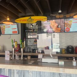 DJ’s Clam Shack - Interior, registers and pickup order.