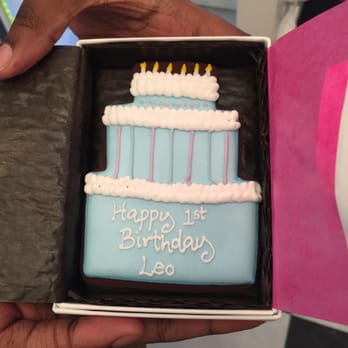 Biscuiteers - Personalized baby gift - Patisserie/Cake Shop Near Me - London, XGL