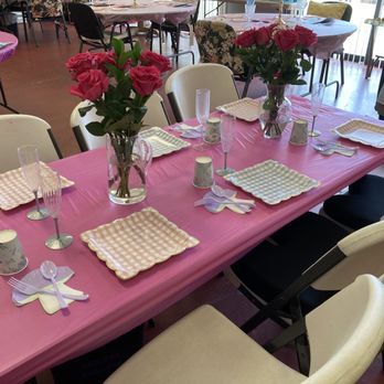 Aged to Perfection - Wonderful Lunch - Retirement Homes Near Me - Waipahu, Hawaii