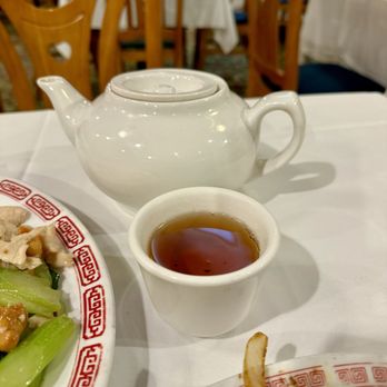 Golden Dragon Restaurant - Hot tea coming right up! - Dim Sum Near Me - Los Angeles, California Golden Dragon Restaurant - Hot tea coming right up! - Dim Sum Near Me - Los Angeles, California