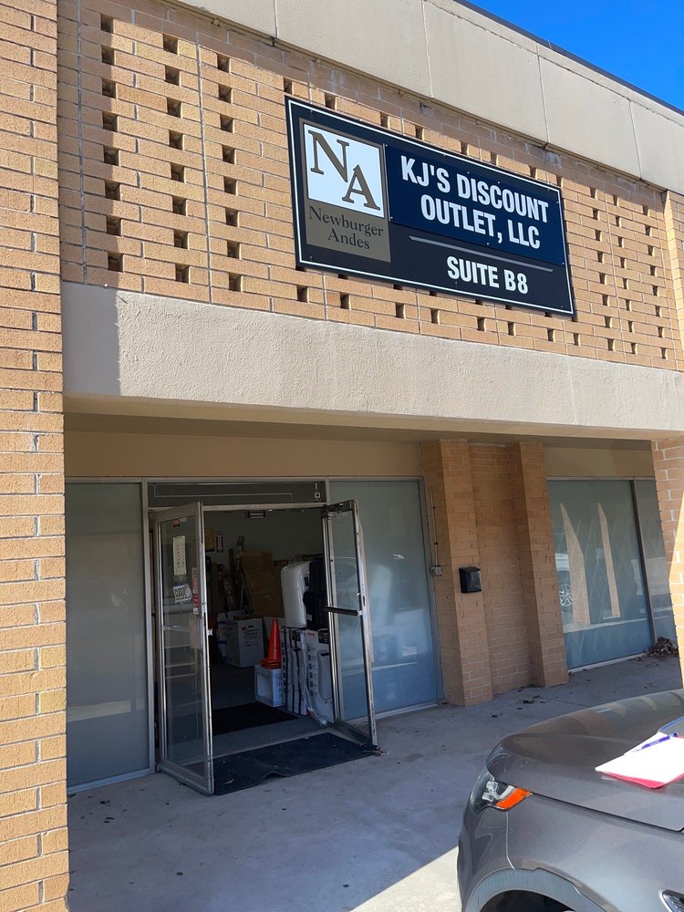 KJ’S DISCOUNT OUTLET Updated August 2024 4450 Commerce Cir SW