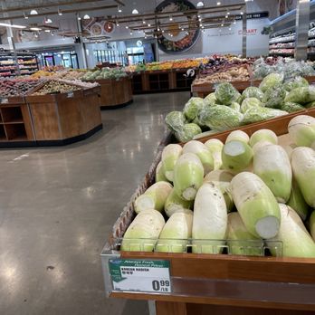 H Mart - International Grocery Near Me - West Jordan, Utah