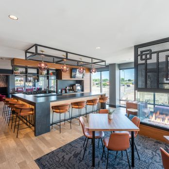 Pivot Apartments - Apartments Near Me - Saint Paul, Minnesota Pivot Apartments - Apartments Near Me - Saint Paul, Minnesota