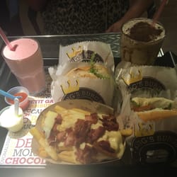 King's Burger - Cremes, milk shake, sanduíches com carne ou frango de verdade. Delícia!