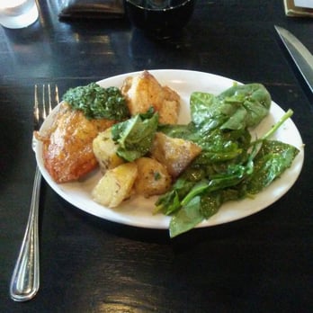 Magpie Cafe - Main course - New American Near Me - Sacramento, California