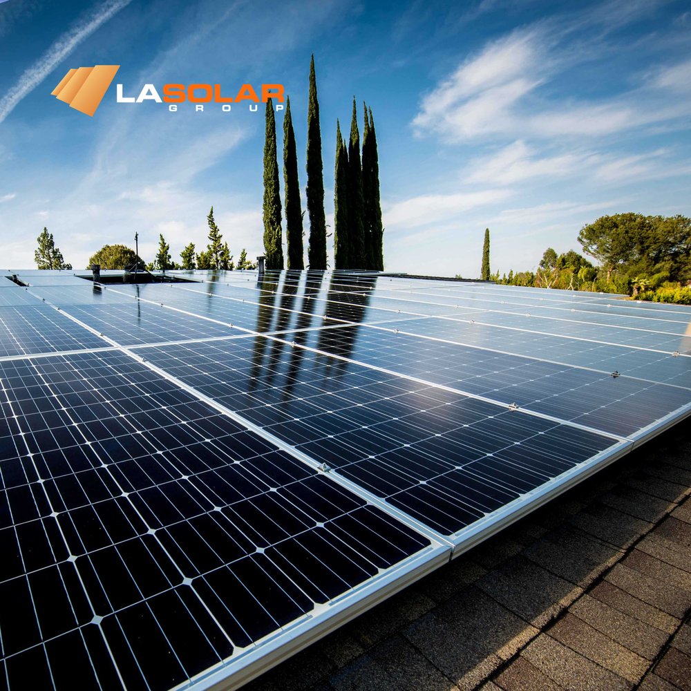 Slide of LA Solar Group
