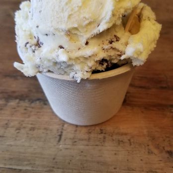 The Bent Spoon - Vanilla shard and mocha chip - Ice Cream & Frozen Yogurt Near Me - Princeton, New Jersey The Bent Spoon - Vanilla shard and mocha chip - Ice Cream & Frozen Yogurt Near Me - Princeton, New Jersey