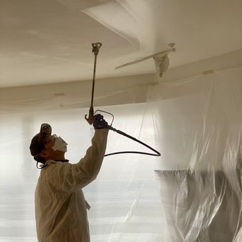 Crest Painting - Spray painting over a freshly mudded ceiling. - Painters Near Me - Vancouver, British Columbia Crest Painting - Spray painting over a freshly mudded ceiling. - Painters Near Me - Vancouver, British Columbia