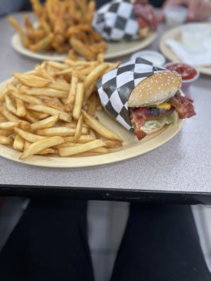 Pete's Place by null