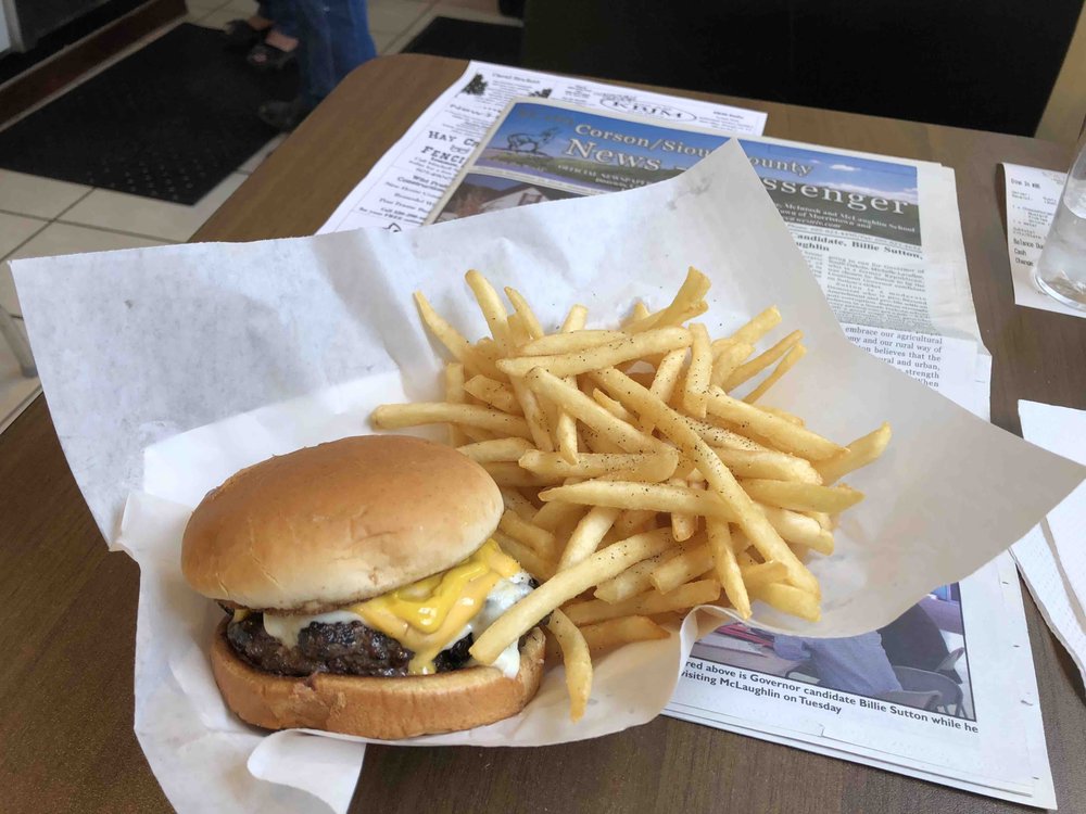 AL’S GRILL & CONCESSION American (Traditional) 701 1st Ave E