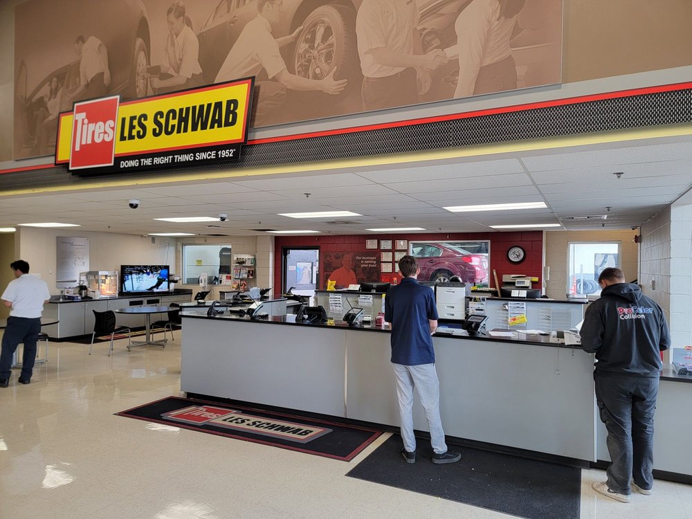 LES SCHWAB TIRE CENTER Updated August 2024 34 Photos & 159 Reviews