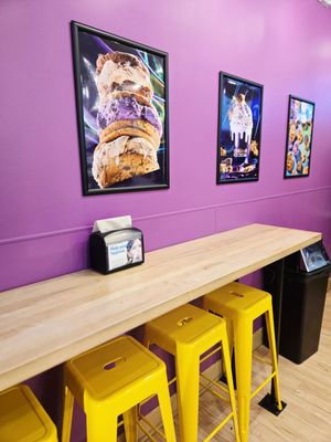 Insomnia Cookies by null