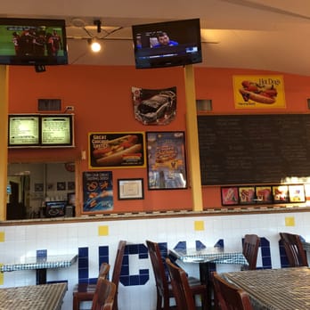 Lucky Dog - Burgers Near Me - Berwyn, Illinois Lucky Dog - Burgers Near Me - Berwyn, Illinois