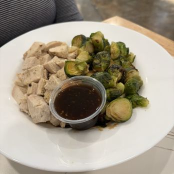 Bushfire Kitchen - Long Beach - Cage-Free Chicken Bowl (gf) - American Near Me - Long Beach, California Bushfire Kitchen - Long Beach - Cage-Free Chicken Bowl (gf) - American Near Me - Long Beach, California