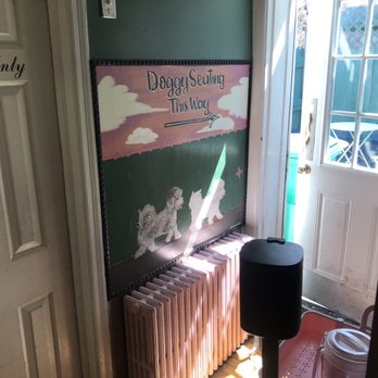 The Breakfast Den - Pet friendly seating - Breakfast & Brunch Near Me - Philadelphia, Pennsylvania The Breakfast Den - Pet friendly seating - Breakfast & Brunch Near Me - Philadelphia, Pennsylvania