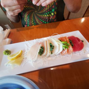 Sushi Kanpai - Assorted Sashimi - Sushi Bars Near Me - Seattle, Washington