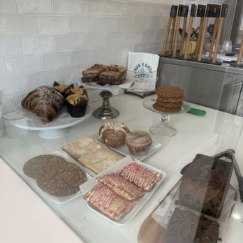 Java Earth Coffee La Jolla - pastries - Coffee & Tea Near Me - San Diego, California