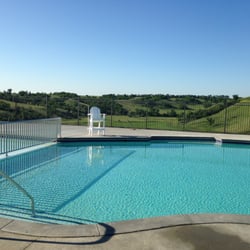 Minot Country Club