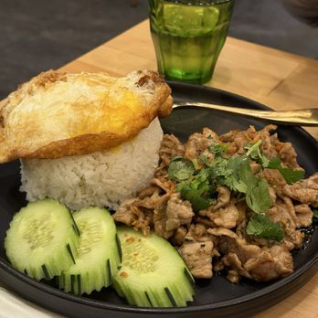 Manaao - Thai Near Me - Tustin, California