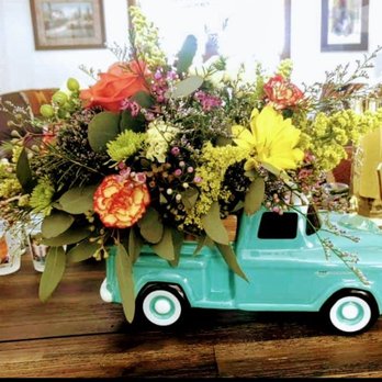 Bartons Bloom Boutique - The cutest "pick me up pick-up truck" ever ! - Florists Near Me - Santa Fe, New Mexico