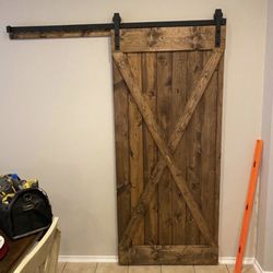 Raul Handyman Service - Barn door