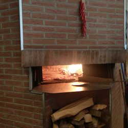 La Fornace Ristorante Pizzeria - Buchenholz Pizza-Ofen, mit großem Abstand die beste Pizza in weitem Umkreis