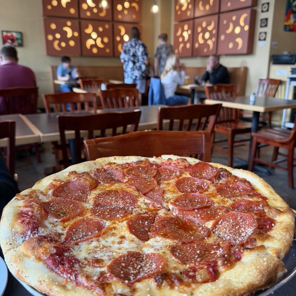 Mezza Luna Pizzeria - Pepperoni pizza - Pizza Near Me - Eugene, Oregon