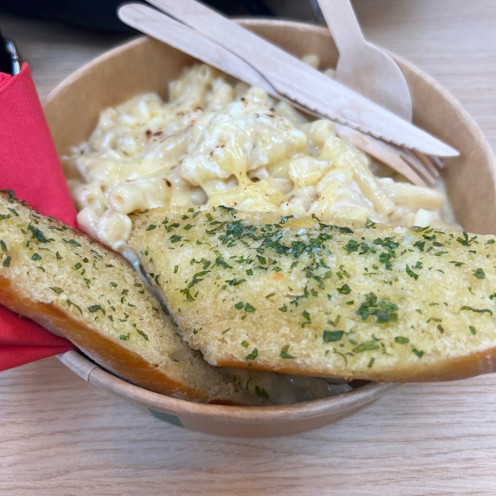 Victorian Market - Macaroni and cheese - Shopping Centers Near Me - Inverness, HLD