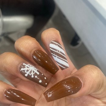 77 Nail Bar - Waxing Near Me - Forth Worth, Texas