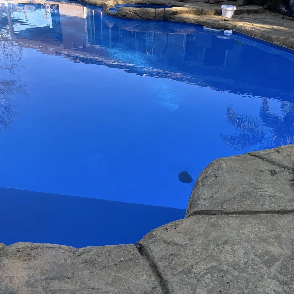 Blue Light Pools - Pool Cleaners Near Me