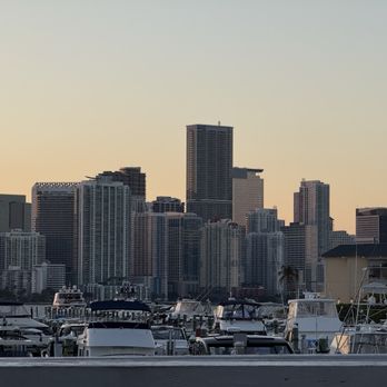 Gramps Getaway - Dive Bars Near Me - Key Biscayne, Florida Gramps Getaway - Dive Bars Near Me - Key Biscayne, Florida