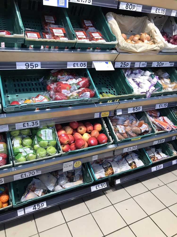 TESCO EXPRES Cherry Hinton Rd, Cambridge, United Kingdom Pizza