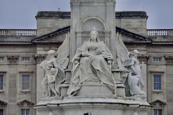Queen Victoria Memorial by null