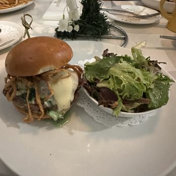 Queenstown Village - Lamb burger and cinnamon roll - Burgers Near Me - La Jolla, California