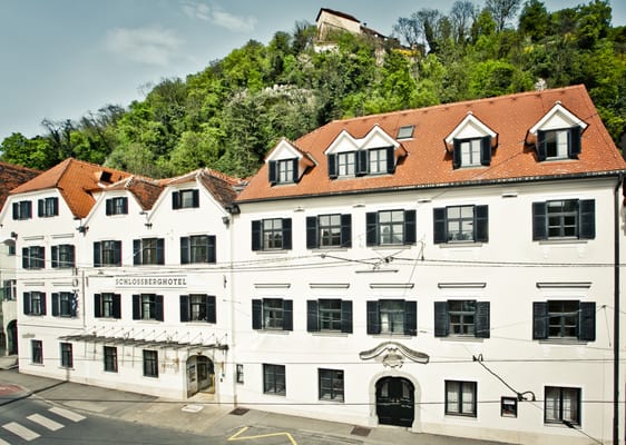 Schlossberghotel – Das Kunsthotel by null