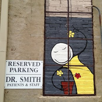 Robert A Smith, OD - You are welcome to park at the rear of our building, on Smith St, and come in the back door. Many of our patients always enter this way. - Optometrists Near Me - Mansfield, Texas Robert A Smith, OD - You are welcome to park at the rear of our building, on Smith St, and come in the back door. Many of our patients always enter this way. - Optometrists Near Me - Mansfield, Texas