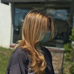 NUMI  A Nuriel Abramov Salon - Cut by Nuriel, color by Sofiya, style by Tina.