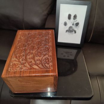 Coral Cremations - My dog ashes and paw print. - Pet Cremation Services Near Me Coral Cremations - My dog ashes and paw print. - Pet Cremation Services Near Me