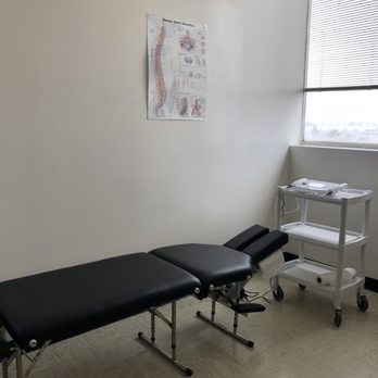 Advanced Chiropractic Clinic - Chiropractors Near Me - Los Angeles, California Advanced Chiropractic Clinic - Chiropractors Near Me - Los Angeles, California