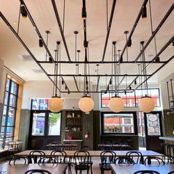 Junction Bistro, Bar & Bakery