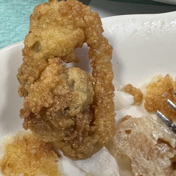 The Liberal Club Restaurant - Whole belly clam - Bars Near Me - Fall River, Massachusetts