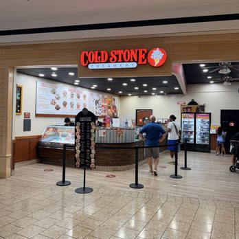 Cold Stone Creamery - Front - Ice Cream & Frozen Yogurt Near Me - Fairfax, Virginia Cold Stone Creamery - Front - Ice Cream & Frozen Yogurt Near Me - Fairfax, Virginia