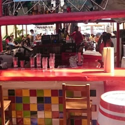 Jaime Playa - Die Bar. Dahinter die Lounge am Strand.