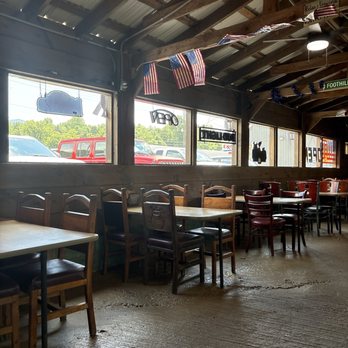 Waylon’s Place - Inside View - Breakfast & Brunch Near Me - Townsend, Tennessee