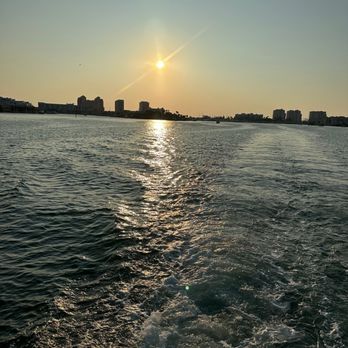 The Tropics Boat Tours - Clearwater - Boat Tours Near Me - Clearwater, Florida