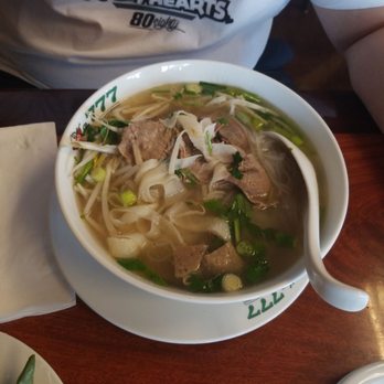 Pho Le 777 - The #1 pho size medium - Vietnamese Near Me - Clovis, California