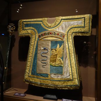 Schatzkammer - Museums Near Me - Vienna, 9