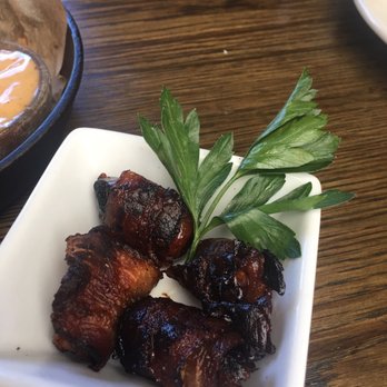 AOC - this much burnt and dry food.  You don't want to put in your mouth... And have to pay? - Cocktail Bars Near Me - Los Angeles, California
